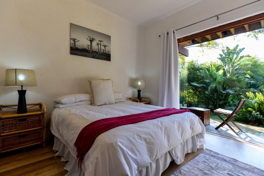 50 On Shepherd Boutique Guest House Сэндтон Экстерьер фото