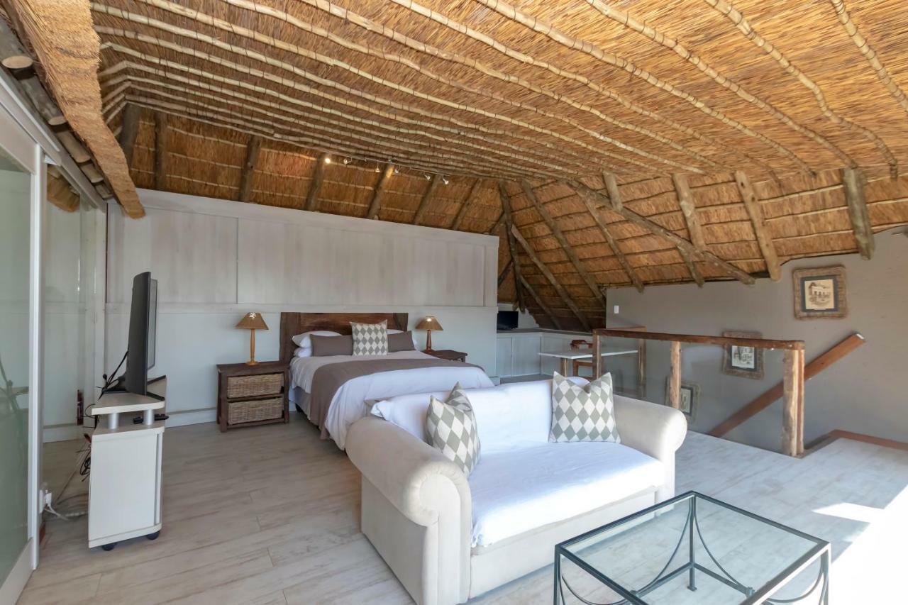 50 On Shepherd Boutique Guest House Сэндтон Экстерьер фото