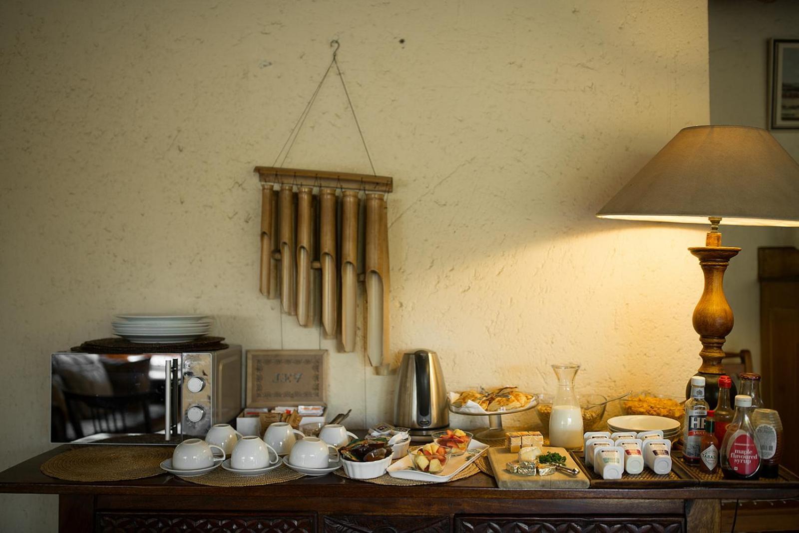 50 On Shepherd Boutique Guest House Сэндтон Экстерьер фото